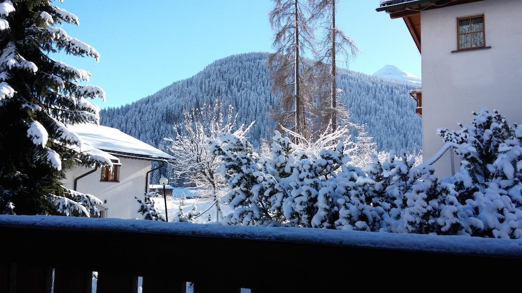 Ferienwohnung Gadenstatt Davos Exteriör bild